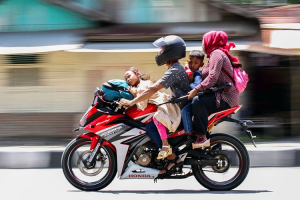 Transporta labarik ki&#039;ik  ho motorizada.