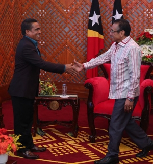Sekretariu Estadu Asuntu Veteranus, Gill Oan Soru hamutuk ho ekipa sorumutuk ho Prezidente da republika, Dr. Francisco guterres Lu Olo iha Palsiu Prezidensial (18/2)