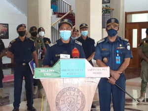 Komisariu Jeral PNTL, Faustino da costa koalia ba jornalista hafoin hasoru malu ho Prezidente da Republika, dr. Francisco Guterres Lu Olo iha Palasiu Prezidensial Dili (7/5)