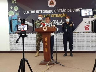 dr. Sergio Lobo Portavoz Sentru Integradu Jestaun Krize ba kombate Covid 19 ko&#039;alia ba Jornalista sira iha Sala Situasaun CCG (27/4)