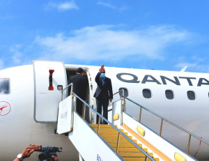 Primeiru Minístru, Taur Matan Ruak sae hela aviaun iha Aeroportu Internasional Nicolao Lobato Dili, segunda (06/02).