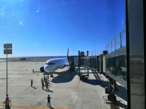 Primeiru Vou Internasional tun iha Aero portu Internasional iha Oekuse iha loron inaugurasaun ninian