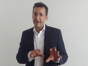 Reprezentante Internasionál Finansas Kooperasaun (IFC), David Freedman.