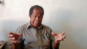 Administradór Postu Administrativu Venilale, Miguel Mendes Manso Guterres ko&#039;alia hela ba mídia sira iha kna&#039;ar fatin Postu Venilale, segunda (09/05).