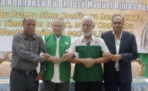 Prezidente Partidu CNRT, Kay Rala Xanana Gusmão, hamutuk ho José Ramos Horta, Rogério Lobato no José Luís Guterres ‘Lugu’, iha Konferénsia Nasional Partidu CNRT, iha salaun OKA, Osindo, domingu (23/01).