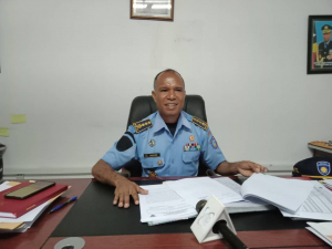 Komandante PNTL munisípiu Dili, Superintendente Xefi, Henriques da Costa koalia hela ba média sira iha nia kna&#039;ar fatin Kaikoli, segunda (30/11).