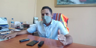 Diretór diresaun sevisu MOP Baukau, Pedro Alexandre Guterres Perreira, ko&#039;alia hela ba mídia sira iha kna&#039;ar fatin vila nova, kuarta (30/03).