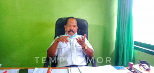 Xefe Sentru Saúde Salele, Domingos de Fátima Oliveira Lemos ko&#039;alia hela ho jornalista www.tempotimor.com iha nia knaar fatin. Kinta (18/3)