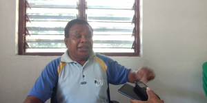Prezidente konsellu veteranu Munísipiu Baukau, Fernando Berdu Gusmão, ko&#039;alia hela ba mídia iha kna&#039;ar fatin vila antiga, sesta (01/04).