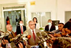 Ministru Finansa, Rui Gomes ko&#039;alia ba Jornalista sira