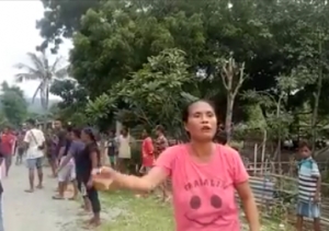 Komunidade Tibar halo protesta ba desizaun Estadu liu husi Ministeiru Saude hodi hari fatin kuarentine ba moras Covid-19 iha Tibar (0/3)