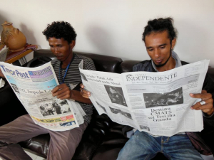 Jornalista sira le&#039;e hela jornal