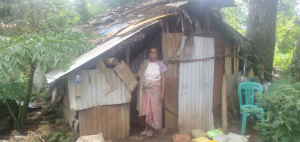 Komunidade, Jacinta da Costa hamrik hela iha nia uma oin, domingu (27/03).