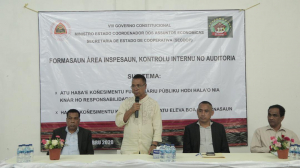 Sekretária Estadu Kooperativas (SEKoop), Elizário Ferreira hamriik hato&#039;o mensajen iha formasaun konaba inspesaun no auditória interna iha salaun Luz Clarita Akait, tersa (22/12).