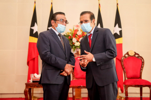 PR Francisco Guterres  Lu Olo dada lia hela ho PM Taur Matan Ruak iha palasiu PR