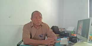 Sekrétariu jerál konsellu vetéranus Munisípiu Baukau, Manuel da Costa Soares, ko&#039;alia ba média iha kna&#039;ar fatin vila antiga, segunda (30/05).