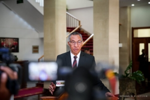 Prezidente Parlamentu Nasional, Arao Noe de Jesus Amaral, ko&#039;alia ba Midia hafoin sorumutuk ho Prezidente da Republika, Dr. Francisco Guterres Lu Olo iha Palasiu Prezidensial (19/2)