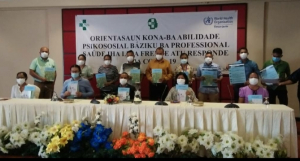 Professionál Saúde sira foto hamutuk hafoin tuir formasaun iha Novu Turismu Lisidere, tersa (24/08).