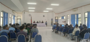 Diresaun Servisu MOP Baukau ho Autoridade sira iha Munísipiu Baukau realiza enkontru ho kompañia na&#039;in sira iha salaun apuramentu Baukau, kuarta (11/05).