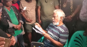 Xanana Gusmão simu ona lista vítima inséndiu eis merkadu Komoro.