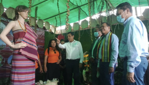 Ministru na’in-3 lansa hela feira nasional ba komemorasaun loron 28 novembru iha Aldeia Darasura, Suku Gariuai, Postu Administrativu Baukau Vila, Munisípiu Baukau.