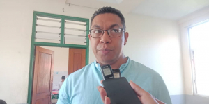 Diretór Nasionál Apoiu Servisu Ospitál Ministéru Saúde (MS), Nilton da Silva, ko&#039;alia hela ba mídia iha Reamare, segunda (13/06).