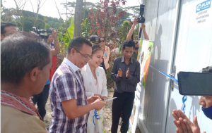 Sekretáriu Estadu Kooperativa (SEKOOP), Elizário Ferreira,  inaugura sede no armajen Kooperativa Juventude Haburas Agrikultór Munisípiu Aileu (JHAMA), iha Aileu.