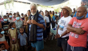Prezidente Partidu CNRT, Kay Rala Xanana Gusmão, hamutuk ho povu iha momentu balun liuba.