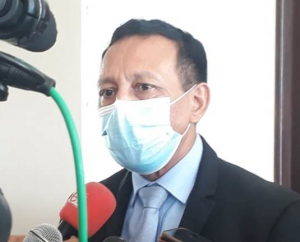 Prezidente Autoridade Lidera Expo Dubai, Manuel Vong, ko’alia ho jornalista sira hafoin halo konsultasaun ho setór privádu sira ba Expo Dubai, iha salaun City 8, Canossa Has-laran, Manleuana, Dili, tersa (17/08). 