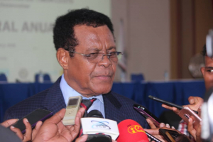 Prezidente Camara Comerçio Industria Timor-Leste (CCI-TL), Oscar Lima koalia hela ba média sira hafoin partisipa iha asembleia jerál anuál tinan 2020 nian iha salaun Katedrál Dili, sexta (27/11).
