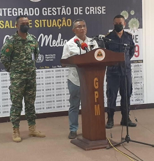 Porta Voz SIJK, dr. Rui Araujo ko&#039;alia ba midia sira iha Sala Situasaun, CCD 