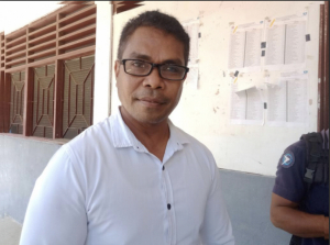 Diretór Eskola Sekundaria Geral 4 Setembru UNAMET Díli, Sergio Alfredo da Cruz.