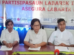 Diretora Institutu Direto Defeza Criança, Dinorah Granadeiro, halo deklarasaun iha Konferénsia ne’ebé hala’o iha Kaikoli, tersa (15/03).