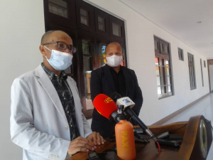 Prezidente Eletrisidade Timor-Leste, Empréza Públika (EDTL, E.P), Paulo da Silva ko&#039;alia hela ba media sira hafoin sorumutu ho Primriru Ministru, Taur Matan Ruak iha rezidensia Farol, sesta (18/06).