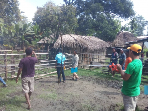 Ekipa PNDS sukat hela rai ne&#039;ebe atu hari uma ba komunidade kbi&#039;it la&#039;ek ne&#039;ebé hetan selesaun husi governu iha aldeia Lesupu, suku Purugua. Kinta (18/3).
