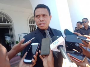 Ministru Administrasaun Estatal (MAE), Miguel Pereira de Carvalho Ko’alia ba jornalista sira iha palasiu Governu (14/10)