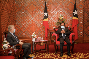 Embaixadór Brazil iha Timor-Leste (TL) Aldemo Garcia despede Prezidente da Repuvlika Dr. Francisco Guterres Lu Olo iha Palasiu Prezdensial, Kuarta (25/11)