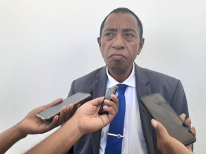 Ministru MTK, Jose Agostinho da Silva ko&#039;alia hela ho jornalista sira iha momentu balun ba kotuk.