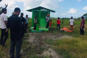Ministru Obras Públikas (MOP), Abel Pires da Silva, observa hela Perfurasaun Bee-Moos Iha Raimea-Zumalai.