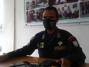 Segundu komandante PNTL munisipiu Dili, Superintendente Polísia Euclides Belo ko&#039;alia hela ba média sira iha nia kna&#039;ar fatin Kaikoli, kuarta (07/04/2021)