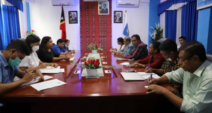 Ekipa MInisteteriu Edukasaun Juventude no Desportu halo enkontru ho Parseiru sira.