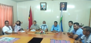 Lideransa husi bankada CNRT, PUDD, FM ho UDT iha konferensia de imprensa iha Parlamentu Nasional (21/5)