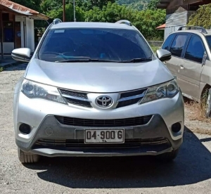 Kareta ne&#039;ebe uza husi fungsionariu MTK hodi tula Ai Kameli ho Kilat manu iha loron Sabado semana kotuk