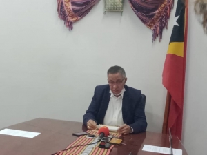 Prezidente Pralementu Nasional Atual, Arao Noe de Jesus Amaral ko&#039;alia ba Jornalista sira iha nia gabinte (18/5)