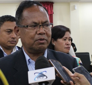 Ministru Saude interinu, Bonifacio Maukoli dos Reis
