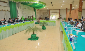 Ministru MESSK, Longuinos dos Santos ho reitores ensinu superiór sira hala&#039;o enkontru kona-ba reativasaun aula prezensiál ba ensinu superior sira, iha Salaun Delta Nova, Kinta (29/07).