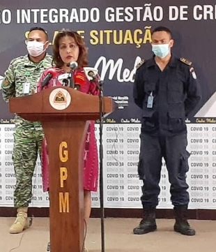 dra. Odete da Silva Viegas, Portavoz Sentru Integradu Jestaun Krize ba kombate Covid 19, ko&#039;alia ba jornalista sira iha Sala Situasaun iha CCD (1/5)