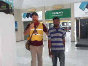 Pesoal Seguransa Husi Embaixada Amerika lori hela sidadaun ne&#039;ebe halai tama ba aeroportu ba Pesoal Seguransa sira hodi investiga (28/07)