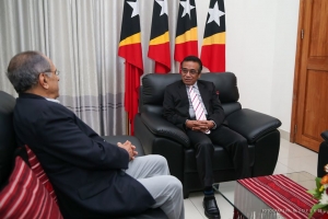 Eis Prezidente da republika, Jose Ramos Horta hasoru malu ho Prezidente da republika, Dr. Francisco Guterres Lu Olo iha palasiu Prezidensial iha semana kontuk
