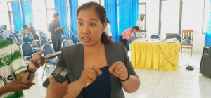 Diretóra Nasionál Organizasaun Urbana, Maria Vareti Marques Belo ko&#039;alia hela ba mídia iha salaun apuramentu Baukau, tersa (24/05).